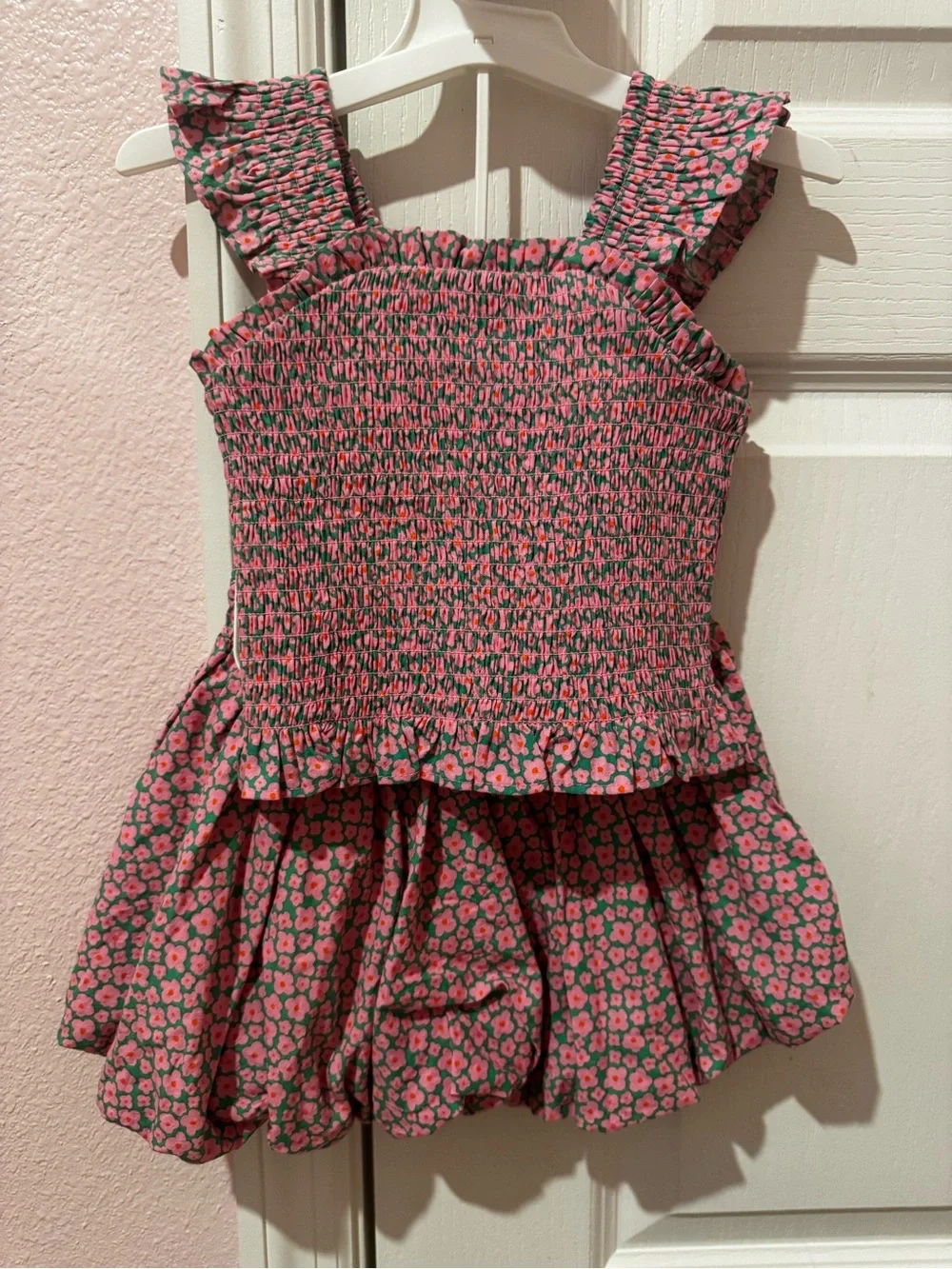 Cat & Jack Pink Floral matching set. With a bubble skirt